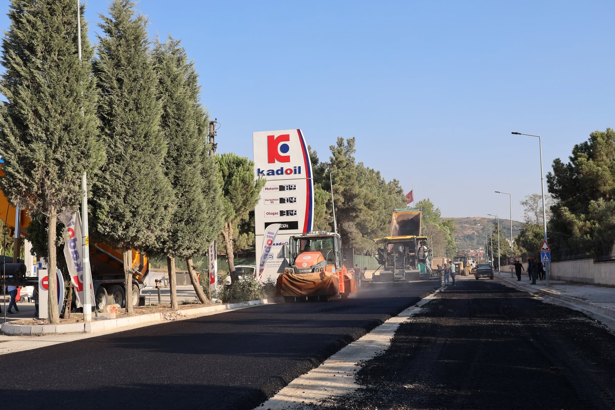 SICAK ASFALT SERİMİ BAŞLADI