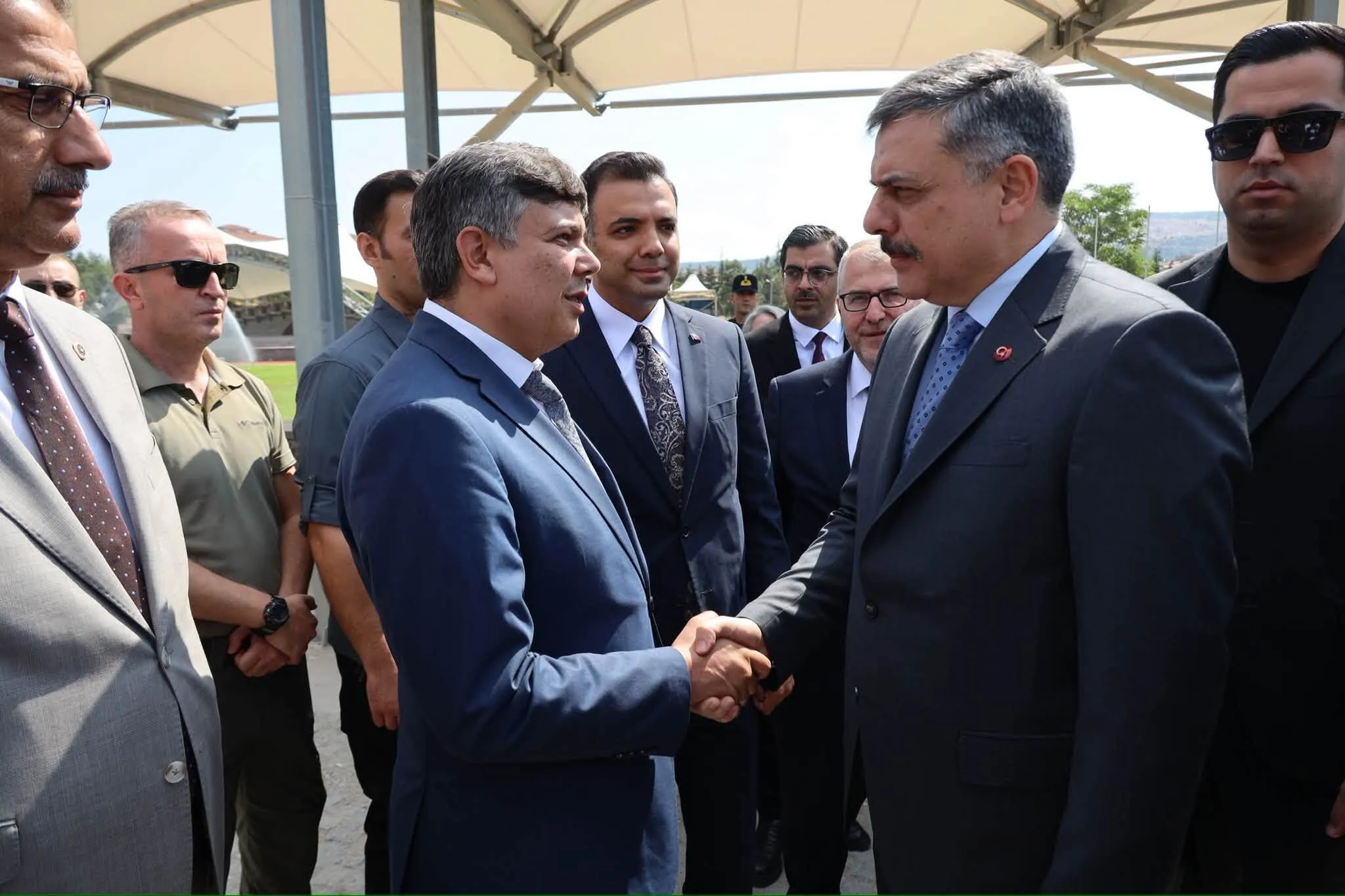BAŞKAN DURGUT;"BAKANIMIZI AĞIRLAMAKTAN BÜYÜK MEMNUNİYET DUYDUK"