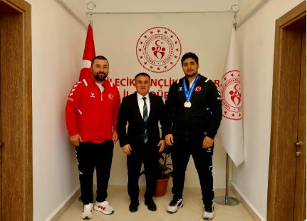 Şampiyon Sporcu Zaloğlu'ndan İl Müdürü Demir’e Ziyaret