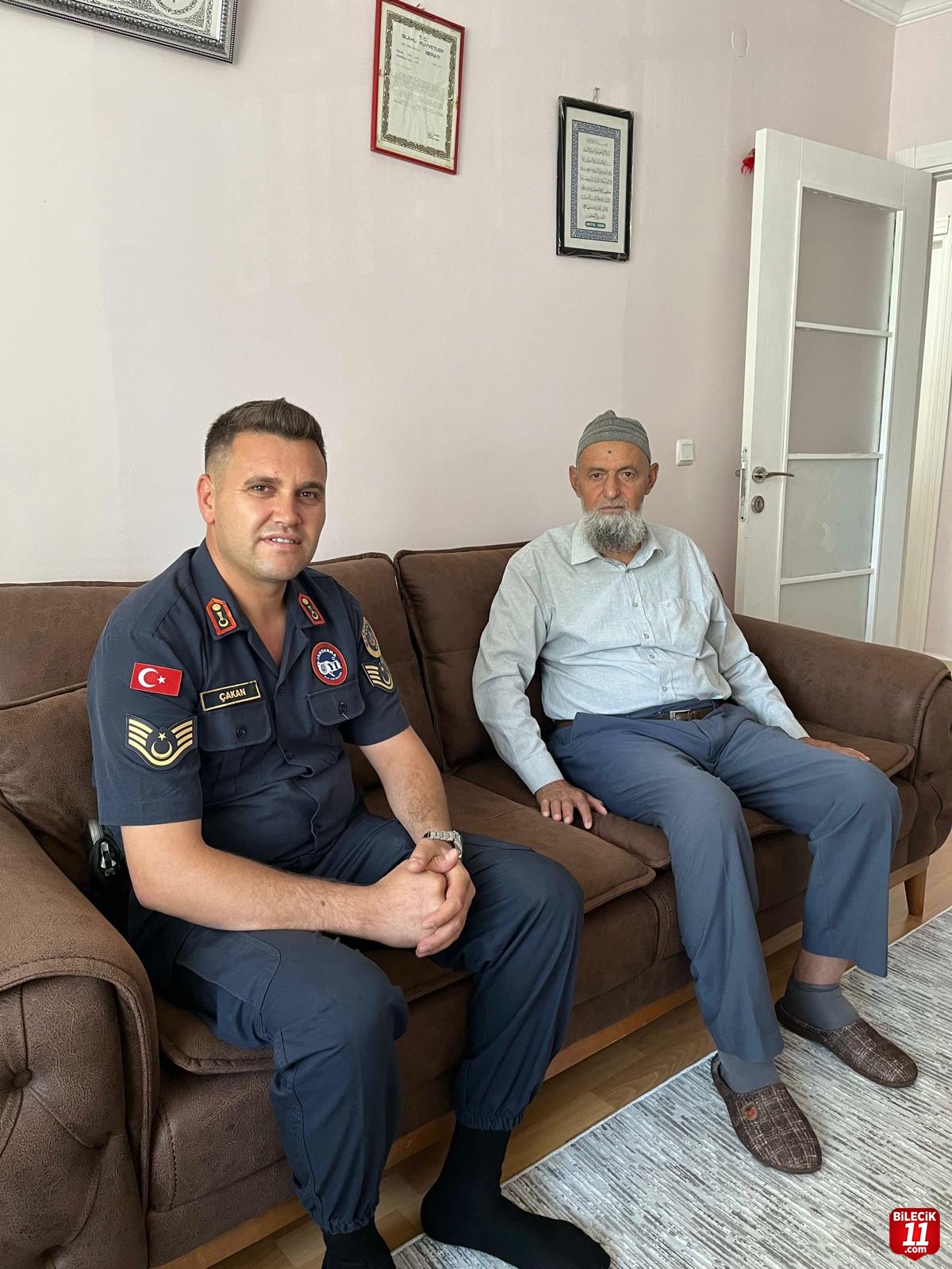 Şehit Ailesine Anlamlı Ziyaret