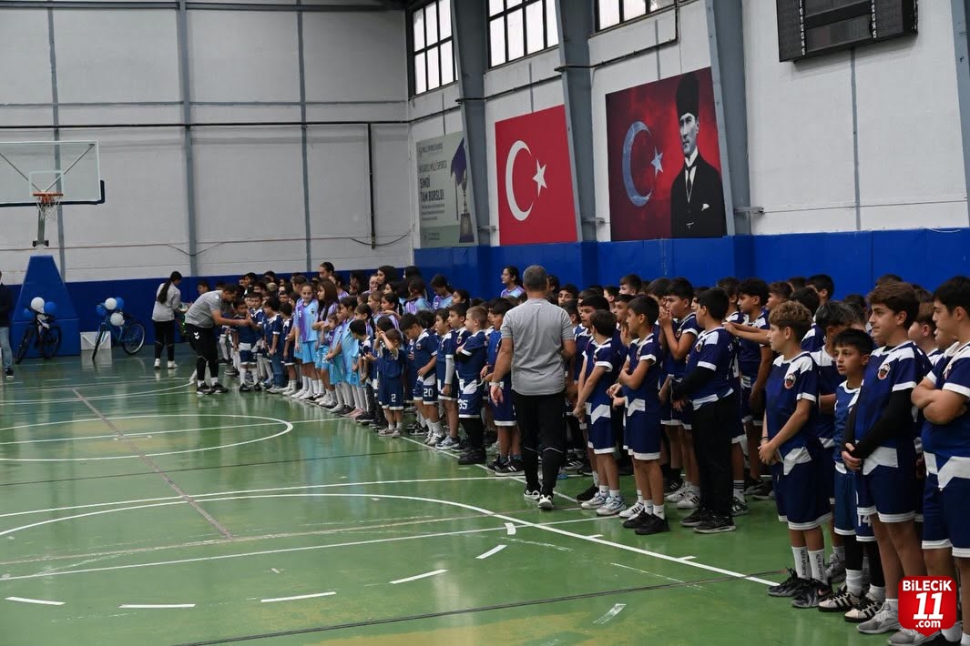 YAZ OKULU’NDA SERTİFİKA HEYECANI