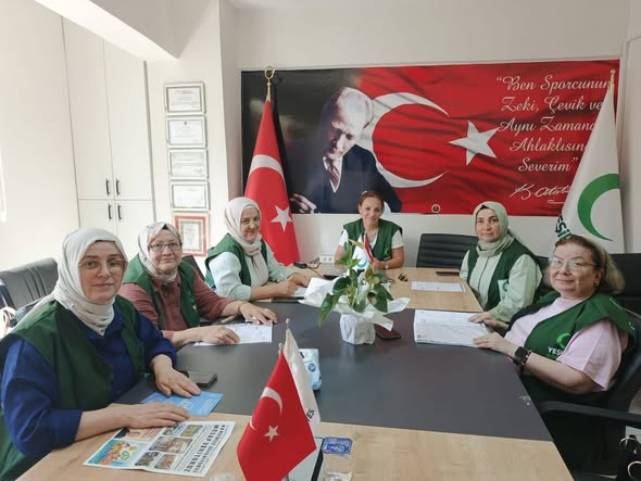 Yeşilay Kadın Komisyonu Toplandı