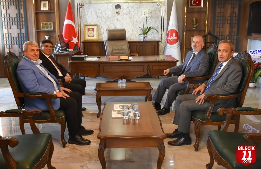 Belediye Başkanlarından Müftü Dikmen’e Ziyaret