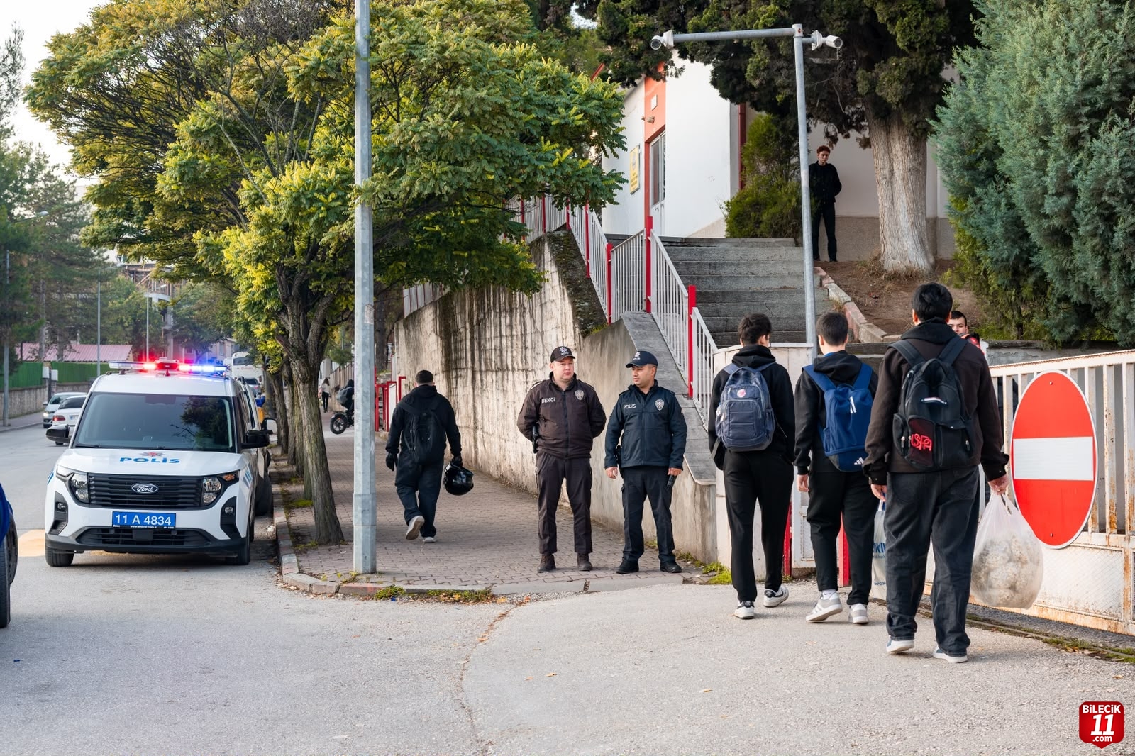 BİLECİK’TE OKUL ÇEVRELERİNDE GÜVENLİK DENETİMLERİ ARALIKSIZ DEVAM EDİYOR