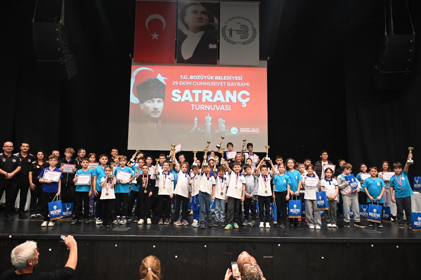 Kıyasıya yarıştılar